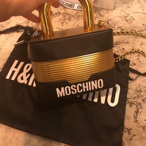 moschino h&m lock bag